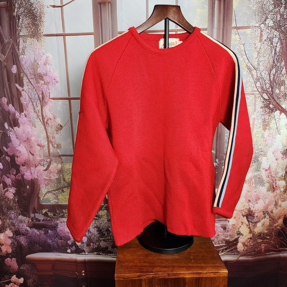 Vintage RARE Eddie Bauer Expedition Outfitter Seattle, USA Red Sweater